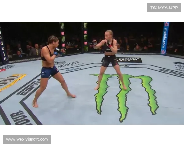 UFC322冠军卫冕战落幕，马达莱纳成功保住冠军头衔