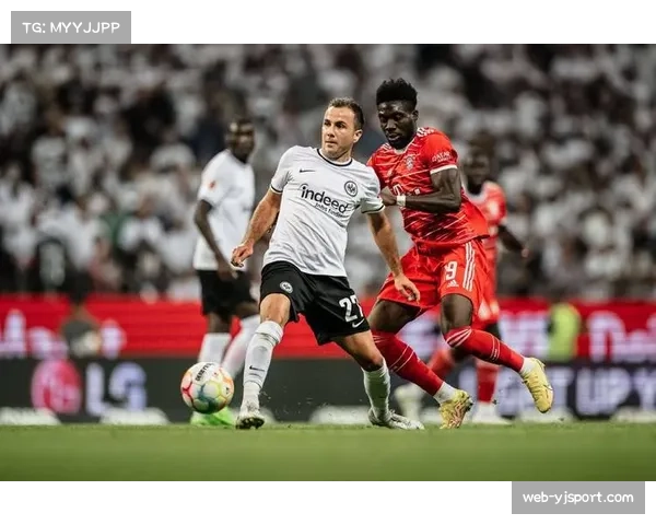 法兰克福主帅证实，球队核心格策已恢复合练，有望周末复出